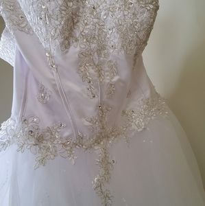 Wedding dress